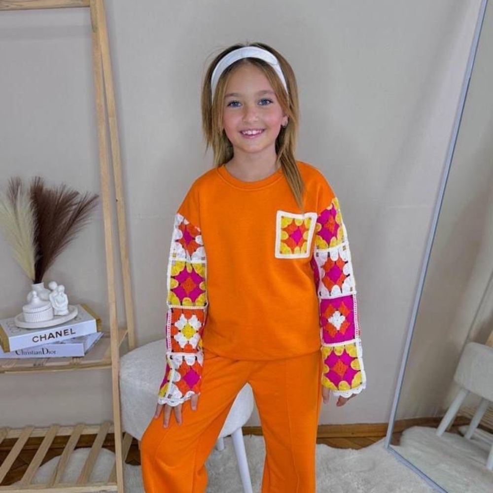 Comfortable clothes for girls. NEW!